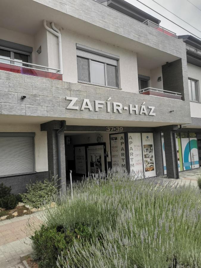 Szabo Lux Apartman Sárvár Buitenkant foto